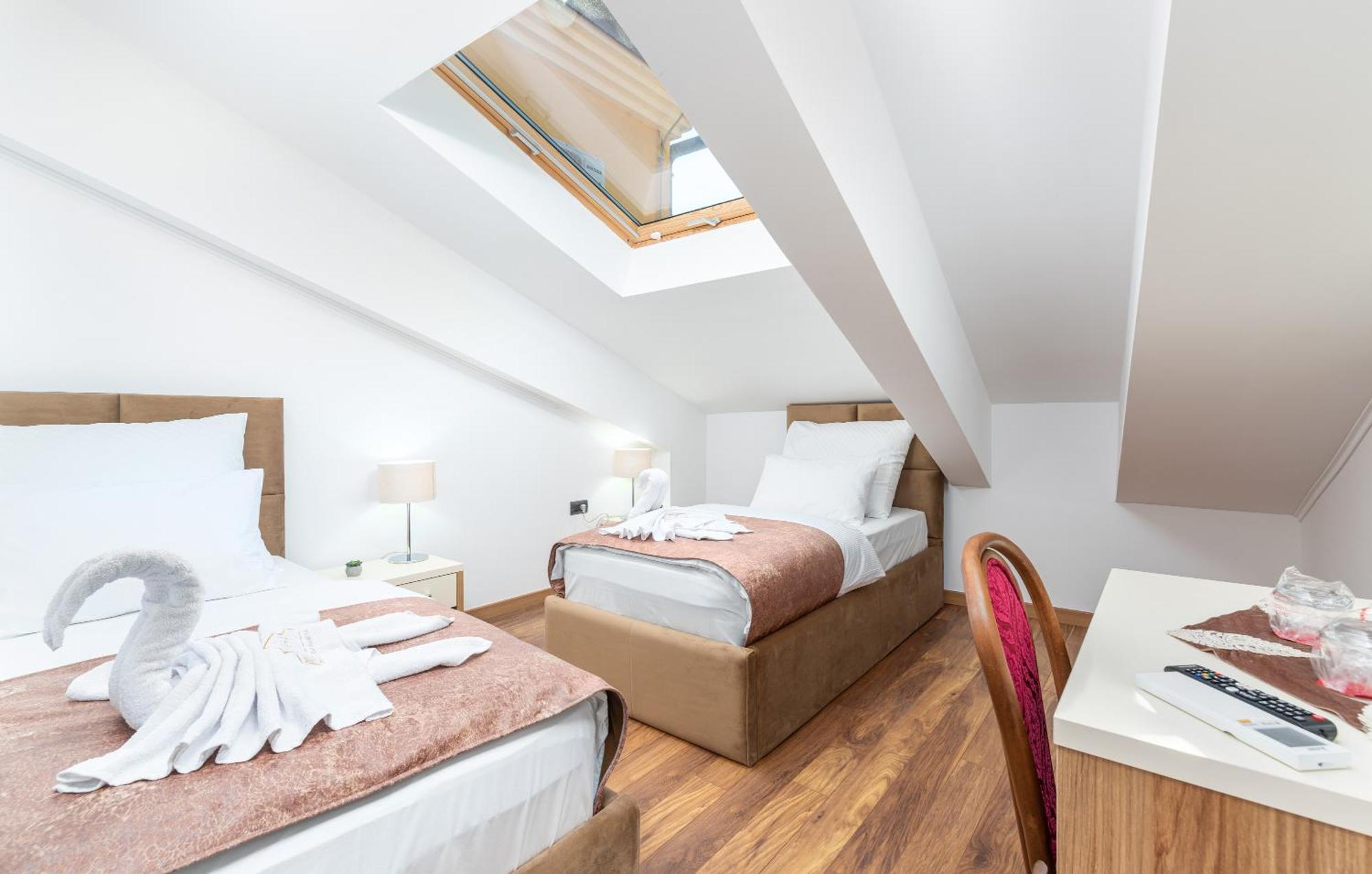 Hotel Dua Residence Πόρετς Εξωτερικό φωτογραφία