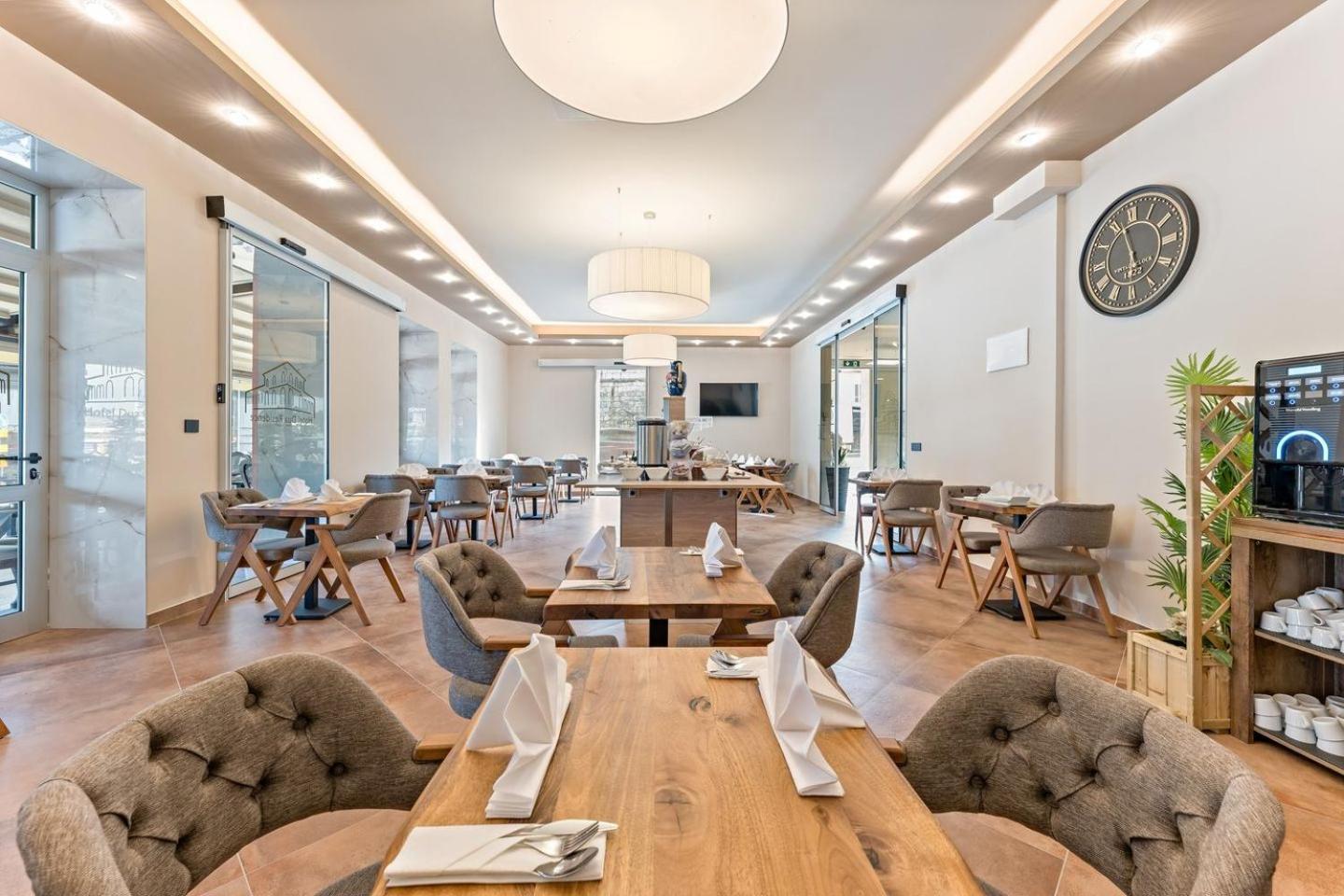 Hotel Dua Residence Πόρετς Εξωτερικό φωτογραφία