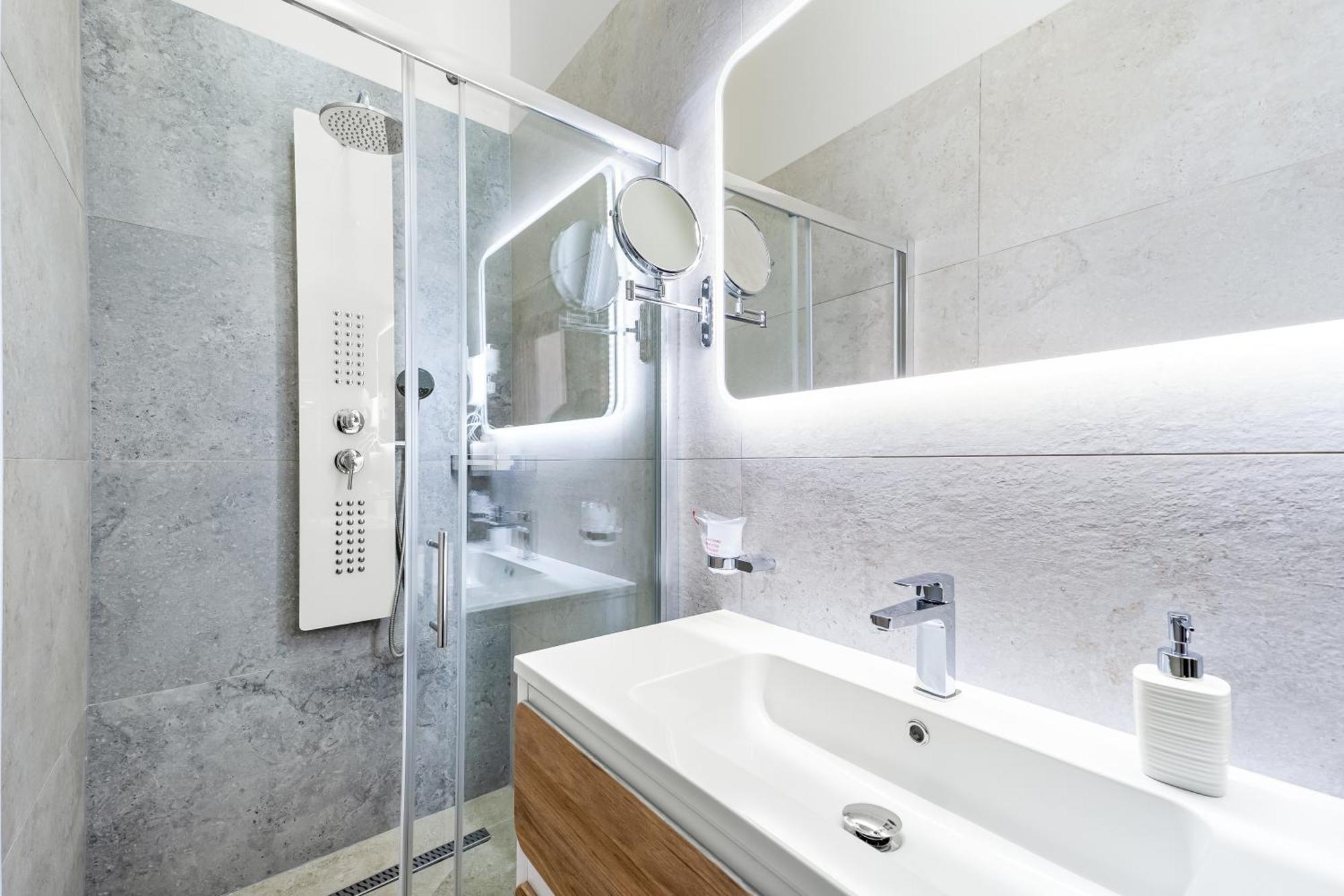 Hotel Dua Residence Πόρετς Εξωτερικό φωτογραφία
