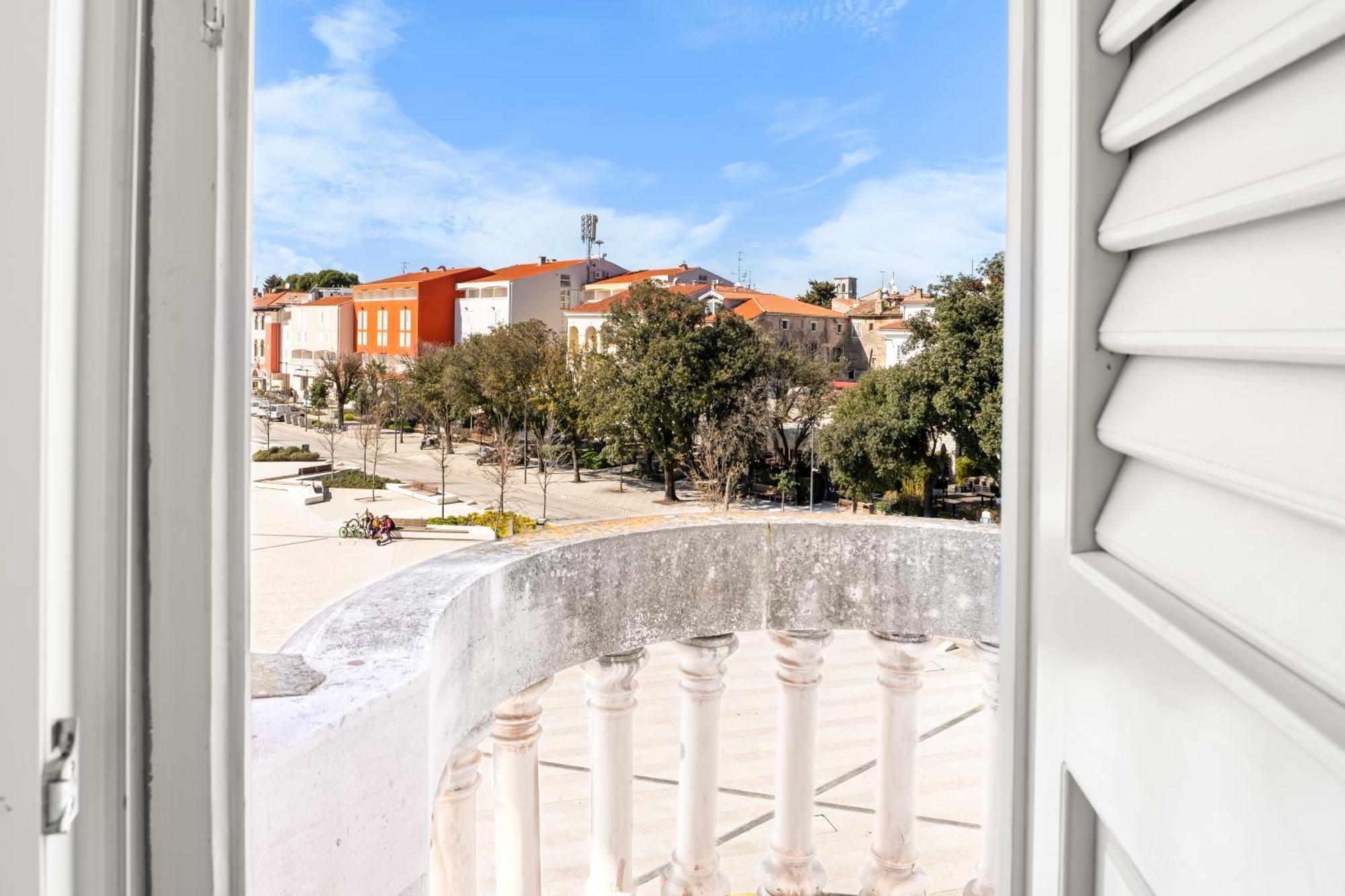 Hotel Dua Residence Πόρετς Εξωτερικό φωτογραφία